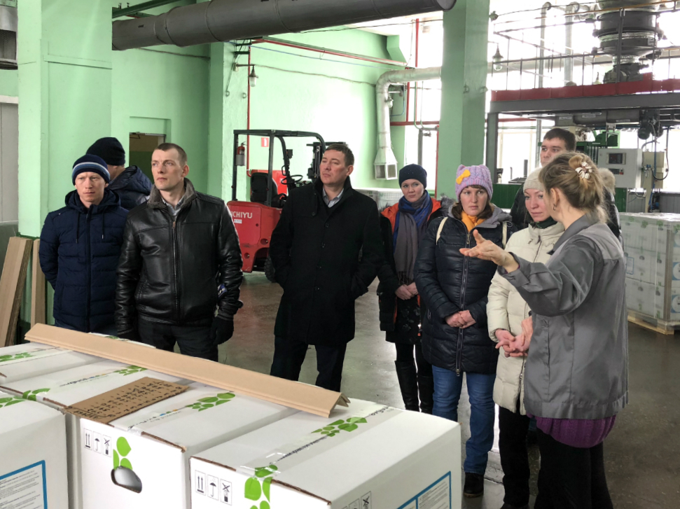 Делегация из Удмуртии посетила завод «Августа» в Вурнарах 